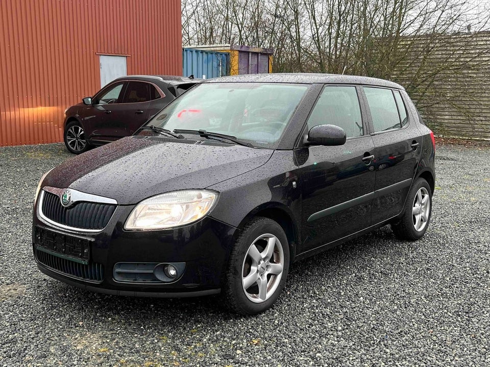 Skoda Fabia 1,6 16V Ambiente 5d