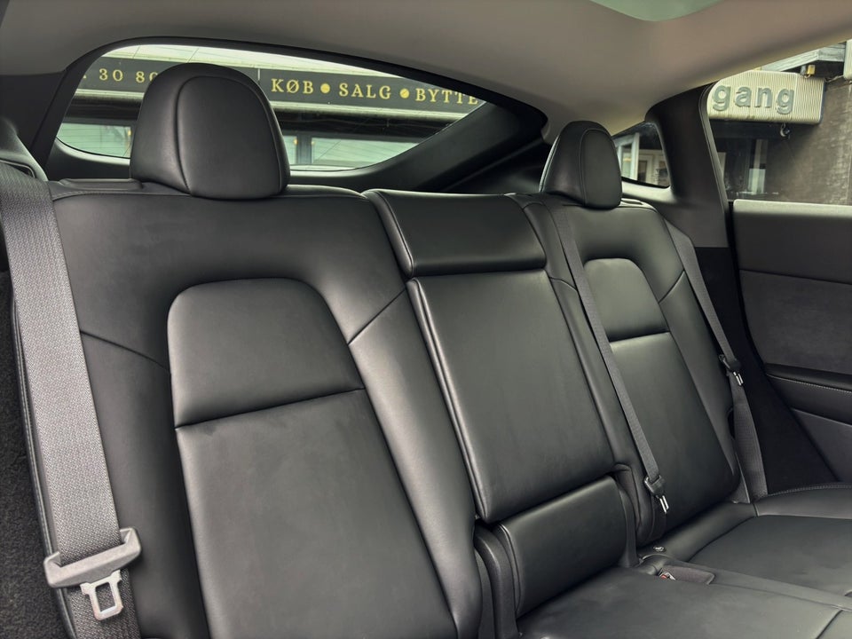 Tesla Model Y Performance AWD 5d