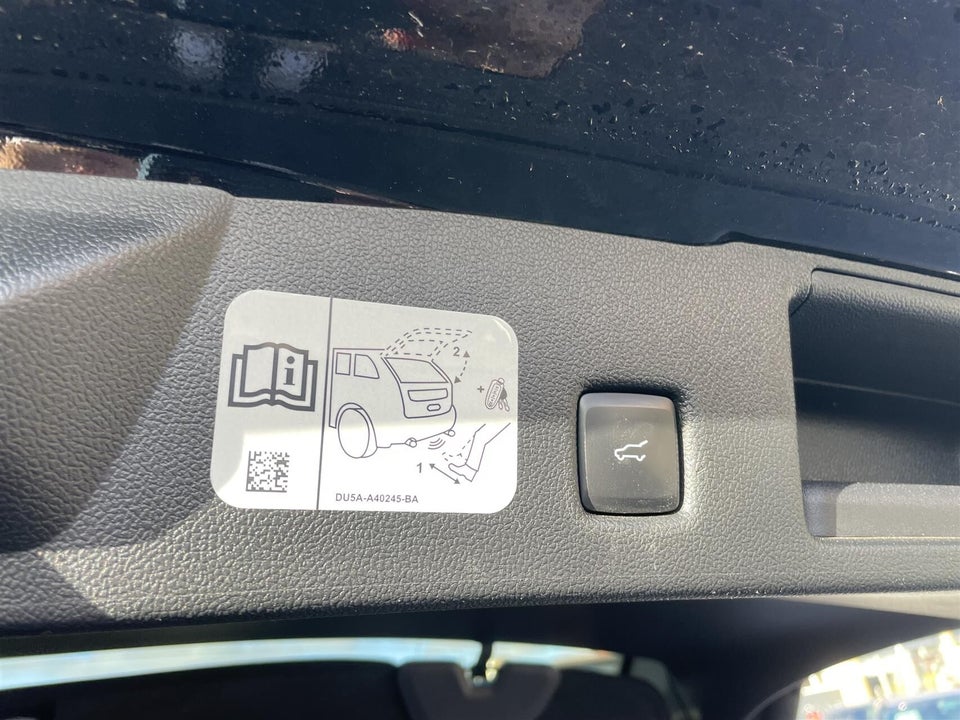 Ford Kuga 2,5 PHEV ST-Line X CVT 5d