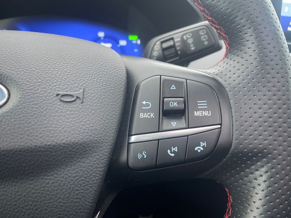 Ford Kuga 2,5 PHEV ST-Line X CVT 5d