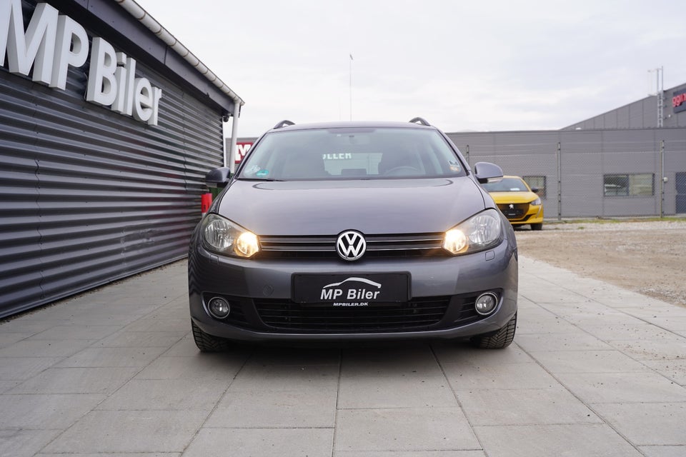 VW Golf VI 1,6 TDi 105 Comfortline Variant BMT 5d