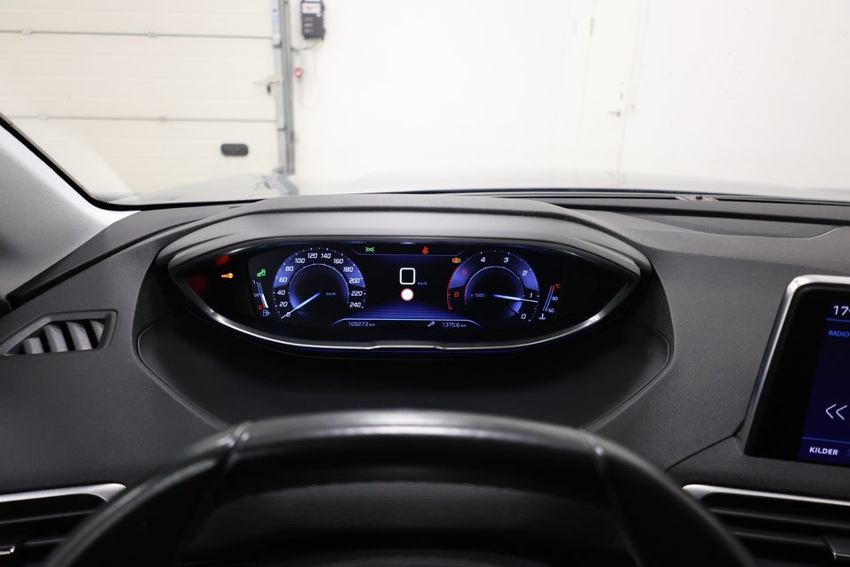 Peugeot 3008 1,6 BlueHDi 120 Allure 5d