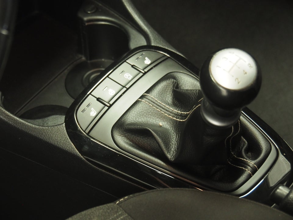 Kia Picanto 1,0 MPi Attraction 5d