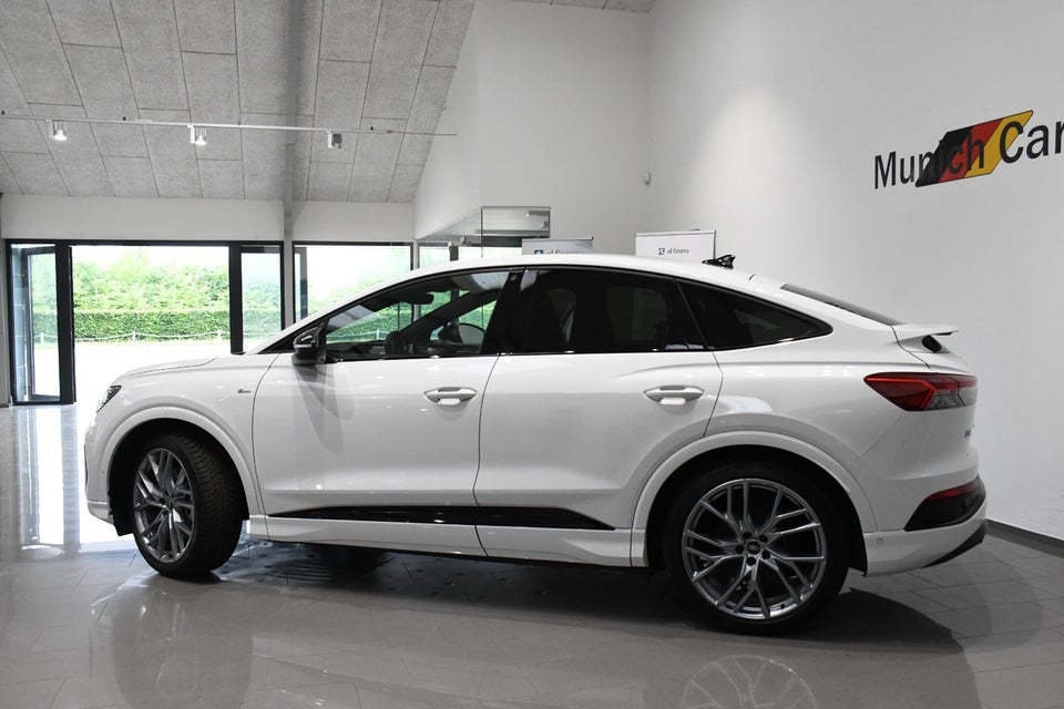 Audi Q4 e-tron 40 S-line Sportback 5d