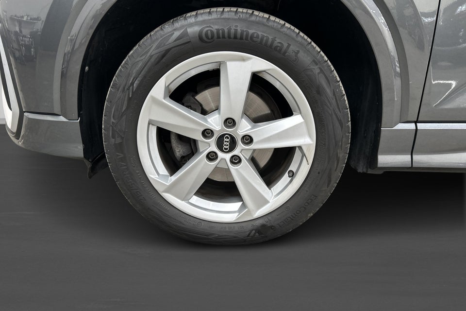 Audi Q2 35 TFSi S-line S-tr. 5d