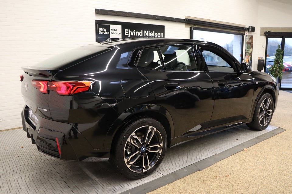 BMW iX2 eDrive20 M-Sport 5d