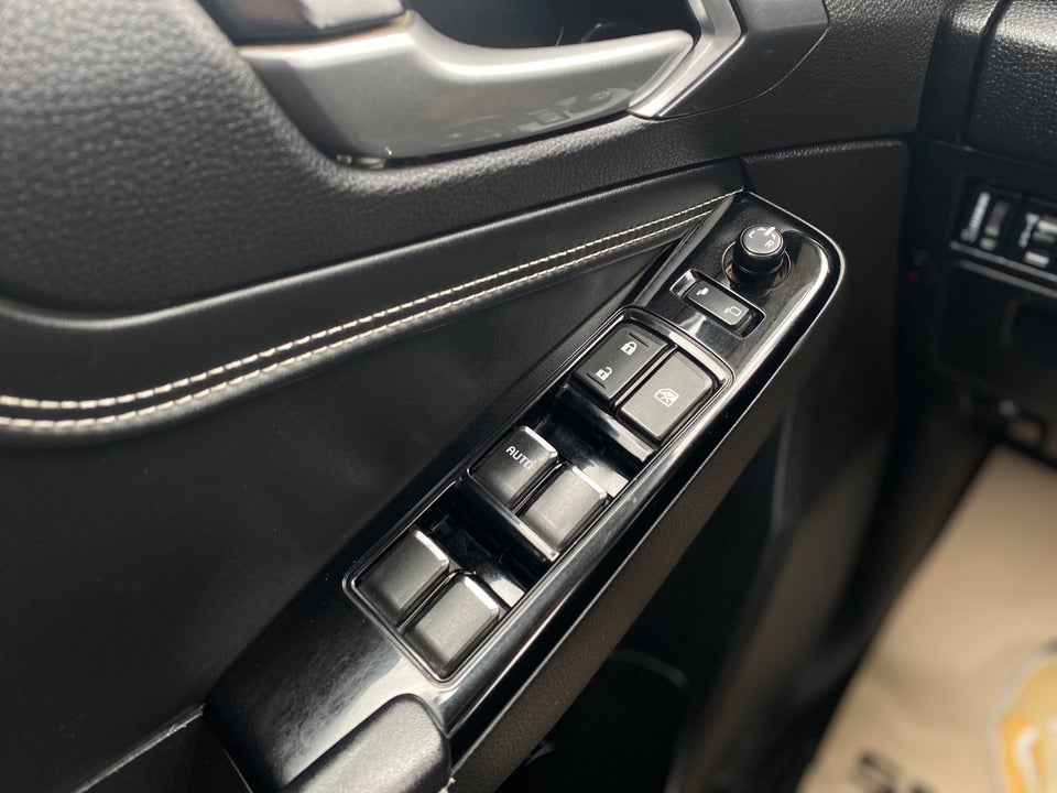 Isuzu D-Max 1,9 TD 163 Crew Cab Premium 4d