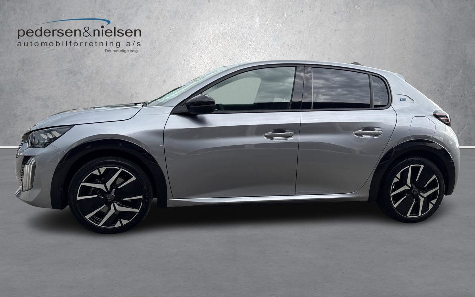Peugeot e-208 50 GT 5d