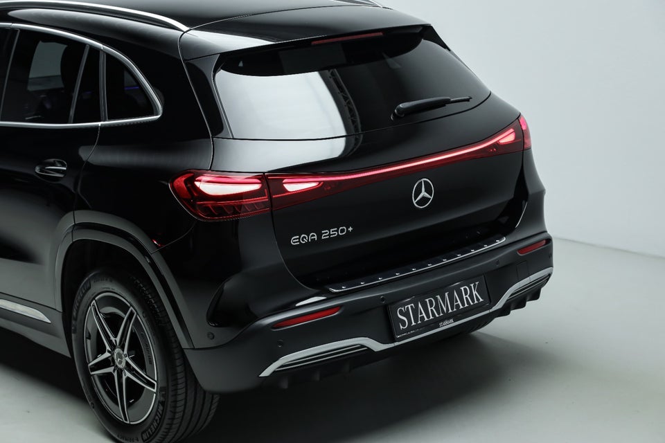 Mercedes EQA250+ AMG Advance 5d