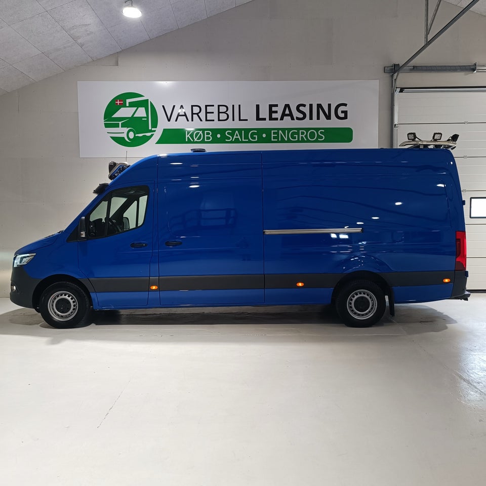 Mercedes Sprinter 319 2,0 CDi A3 Kassevogn aut. RWD