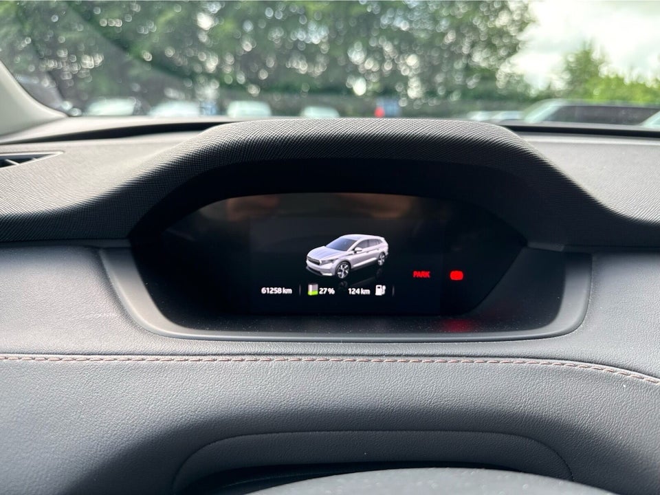 Skoda Enyaq 80 iV Plus Suite 5d