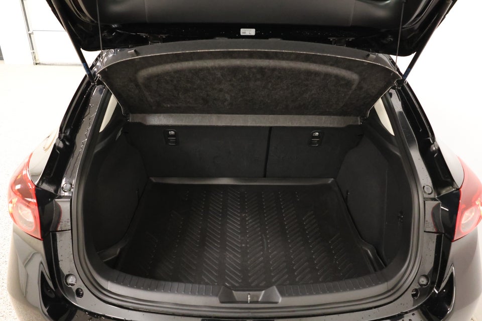 Mazda 3 2,0 SkyActiv-G 120 Vision 4d