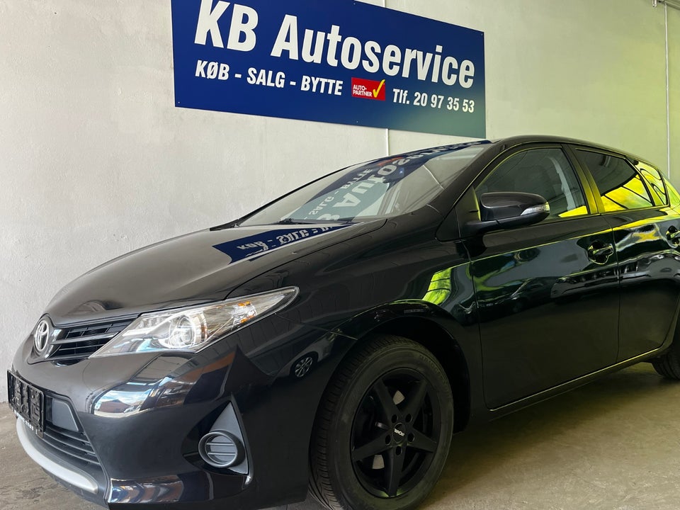 Toyota Auris 1,6 T2 5d