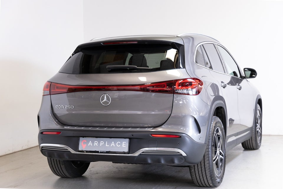 Mercedes EQA250 AMG Line 5d