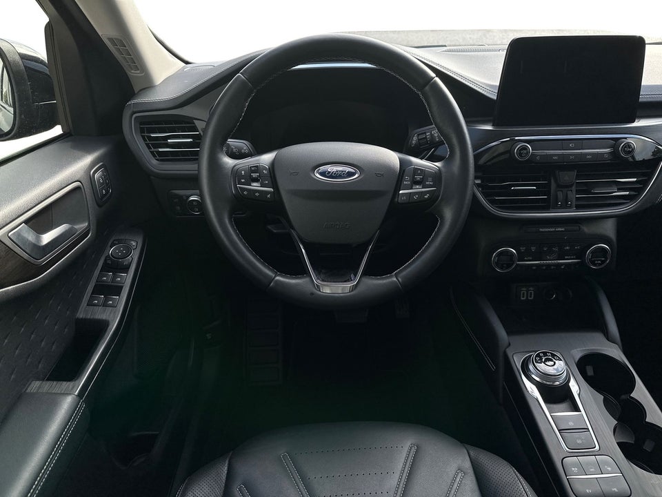 Ford Kuga 2,5 PHEV Vignale CVT 5d