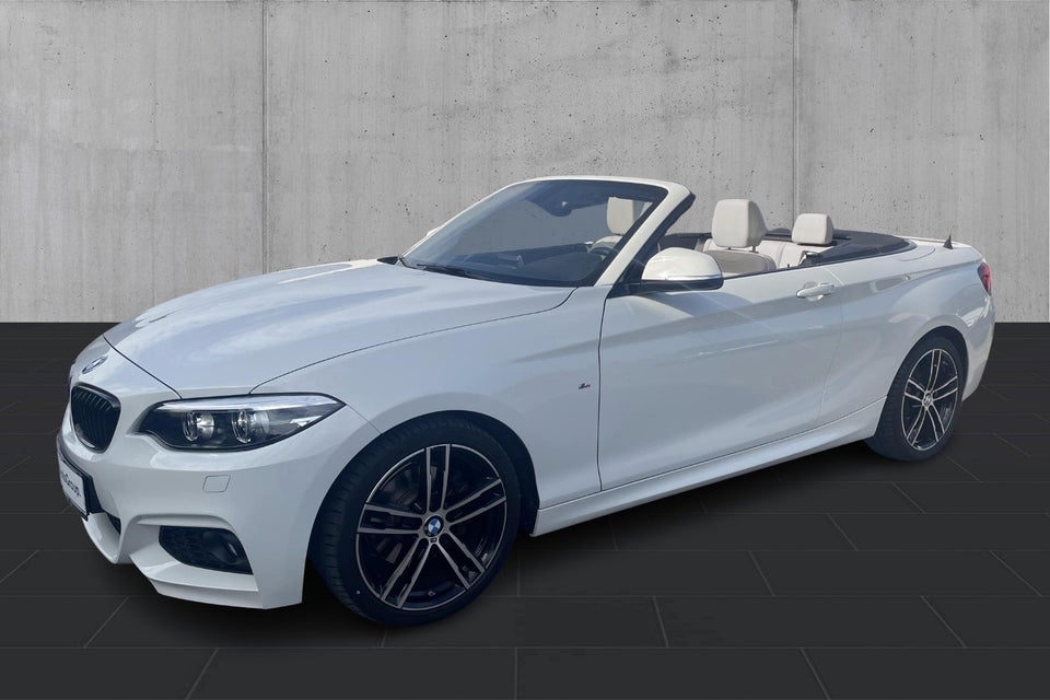 BMW 220i 2,0 Cabriolet M-Sport aut. 2d