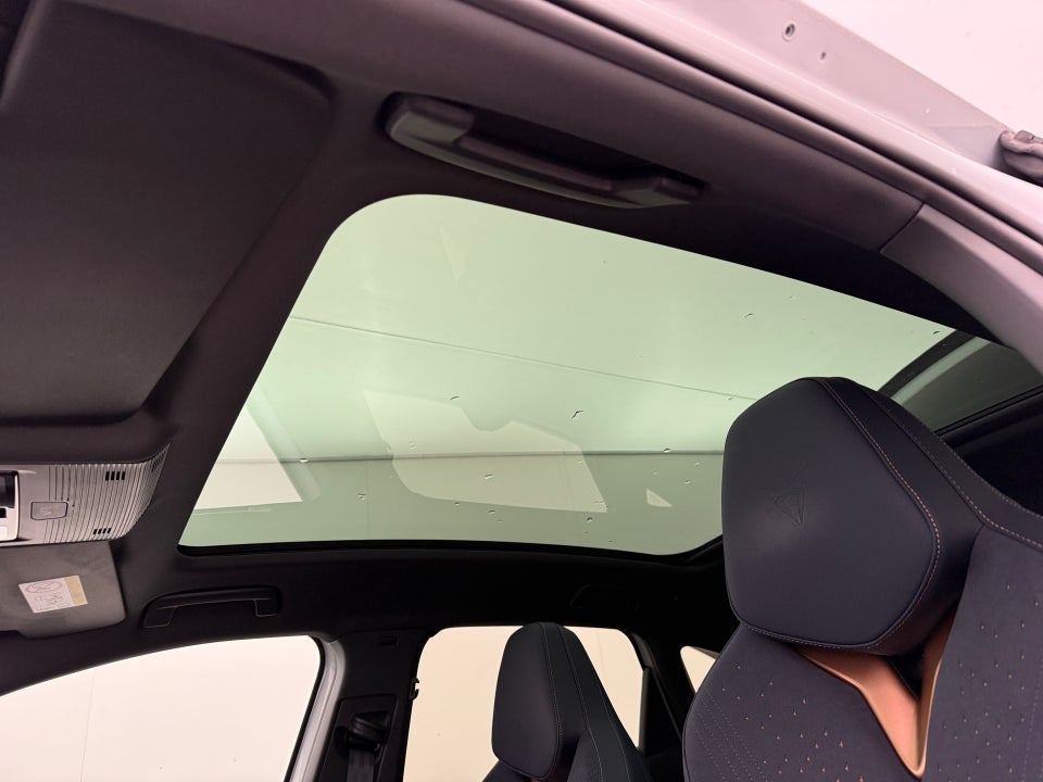 Cupra Tavascan 77 Adrenaline 5d