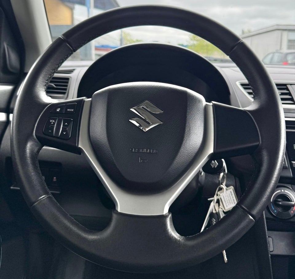 Suzuki Swift 1,2 Dualjet Club 3d