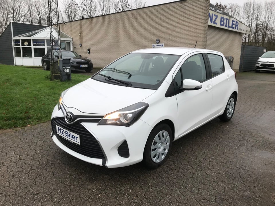 Toyota Yaris 1,0 VVT-i T2 5d