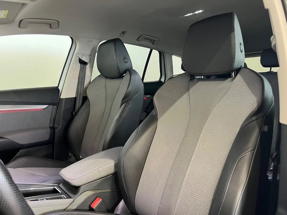 Skoda Enyaq 80 iV Plus Loft 5d