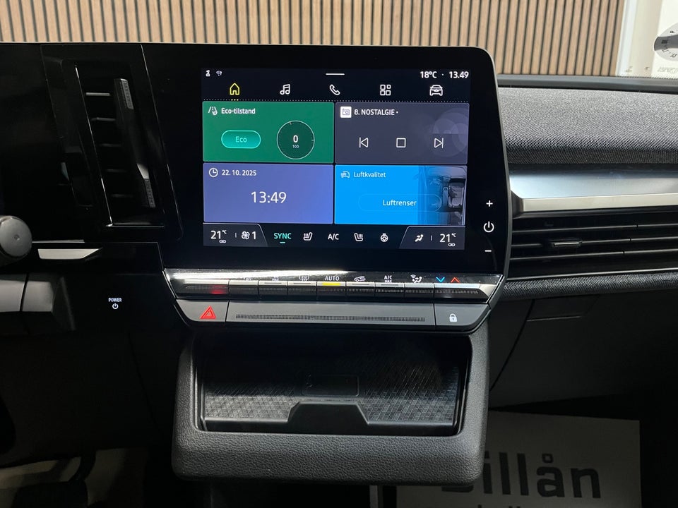 Renault Megane E-Tech 40 Equilibre 5d