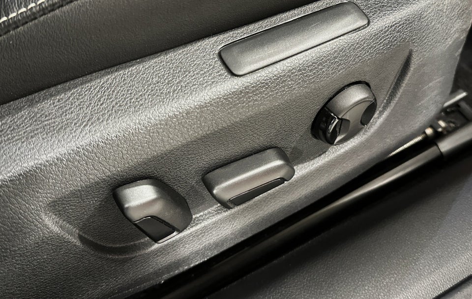 Skoda Superb 1,4 TSi iV Business Executive Combi DSG 5d