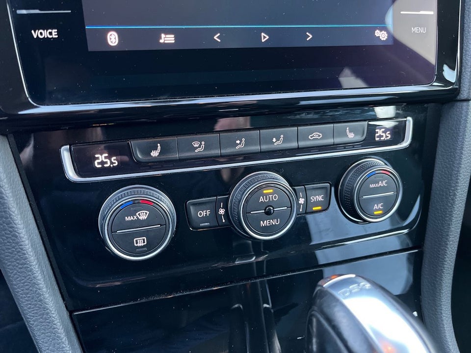 VW Golf VII 1,6 TDi 115 IQ.Drive Variant DSG 5d