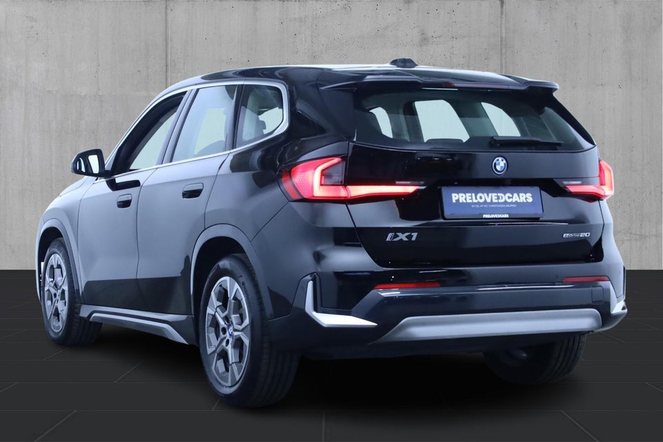 BMW iX1 eDrive20 X-Line 5d