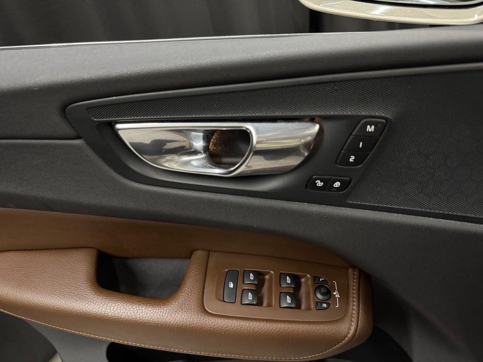 Volvo XC60 2,0 T8 407 Inscription aut. AWD 5d