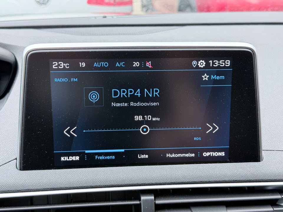 Peugeot 5008 1,5 BlueHDi 130 Allure EAT8 7prs 5d
