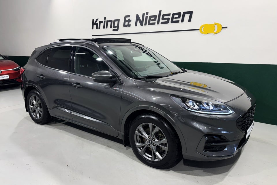 Ford Kuga 2,5 PHEV ST-Line X CVT 5d