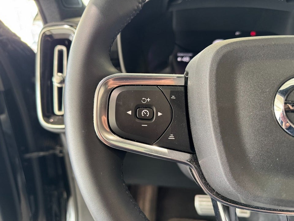 Volvo XC40 P6 ReCharge Core 5d