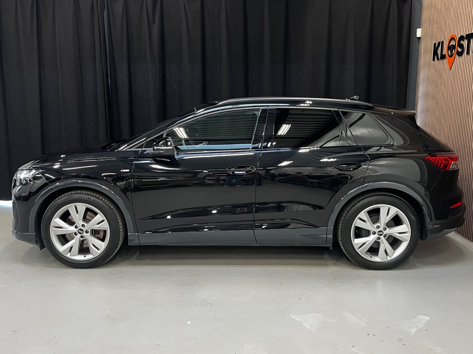 Audi Q4 e-tron 40 S-line 5d