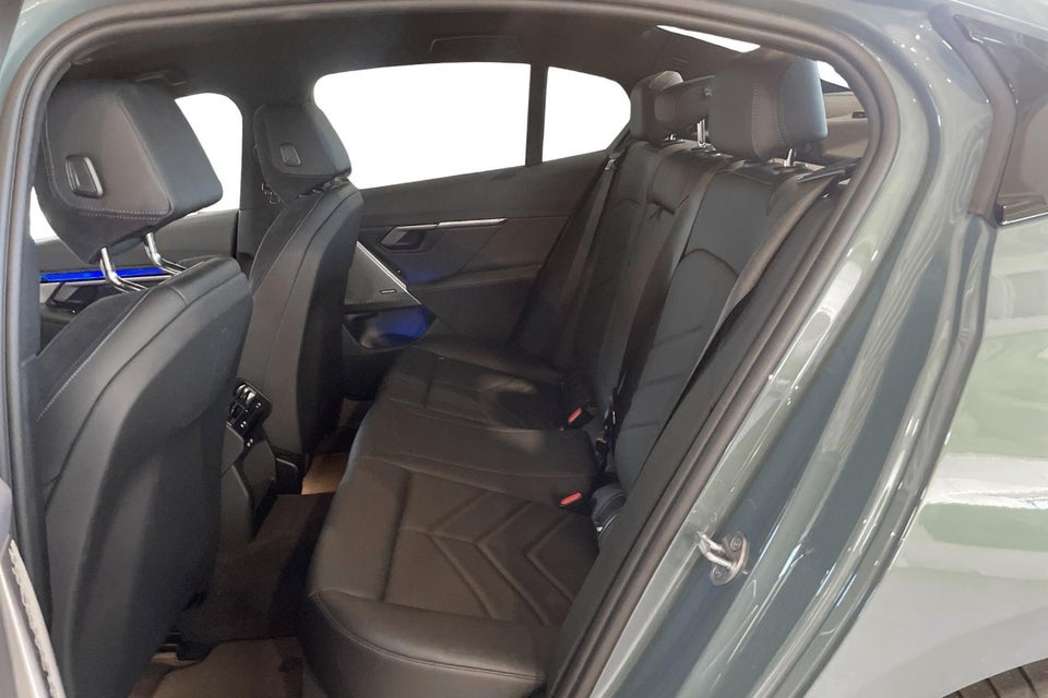 BMW i5 eDrive40 M-Sport 4d