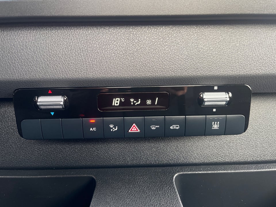 Mercedes Sprinter 317 2,0 CDi A1 Chassis aut. RWD 2d