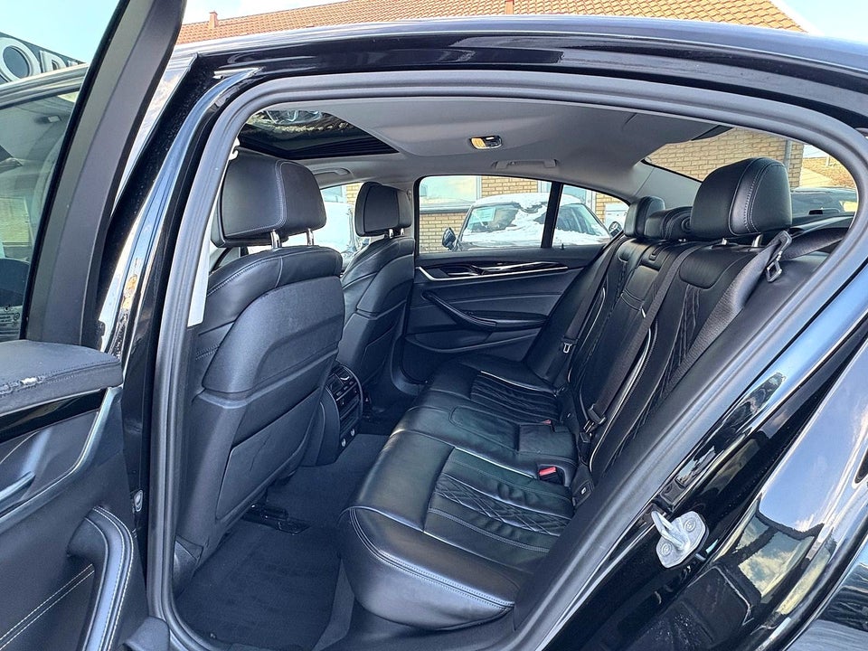 BMW 530d 3,0 Luxury Line aut. 4d