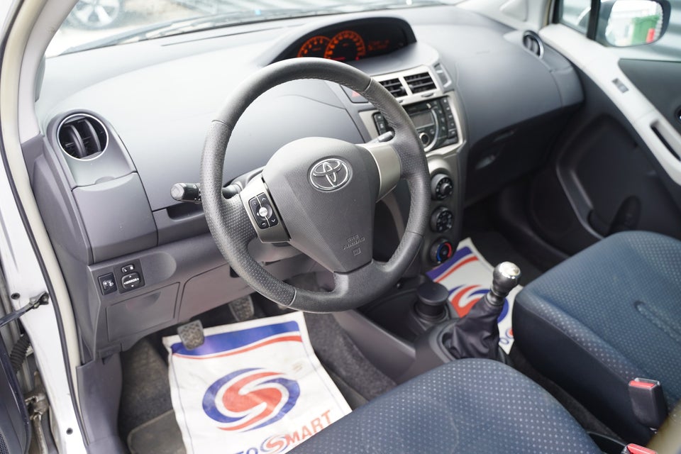 Toyota Yaris 1,4 D-4D T2 5d