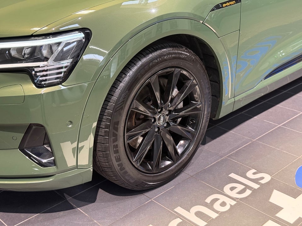 Audi e-tron 55 S-line quattro 5d