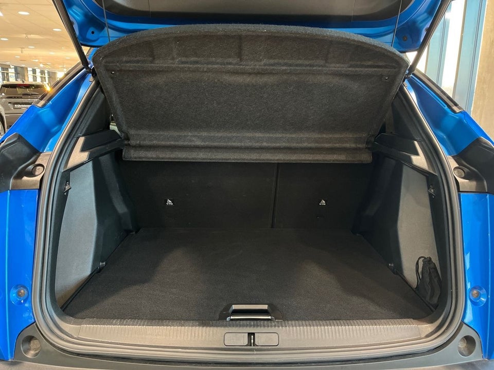 Peugeot e-2008 50 Allure Pack 5d