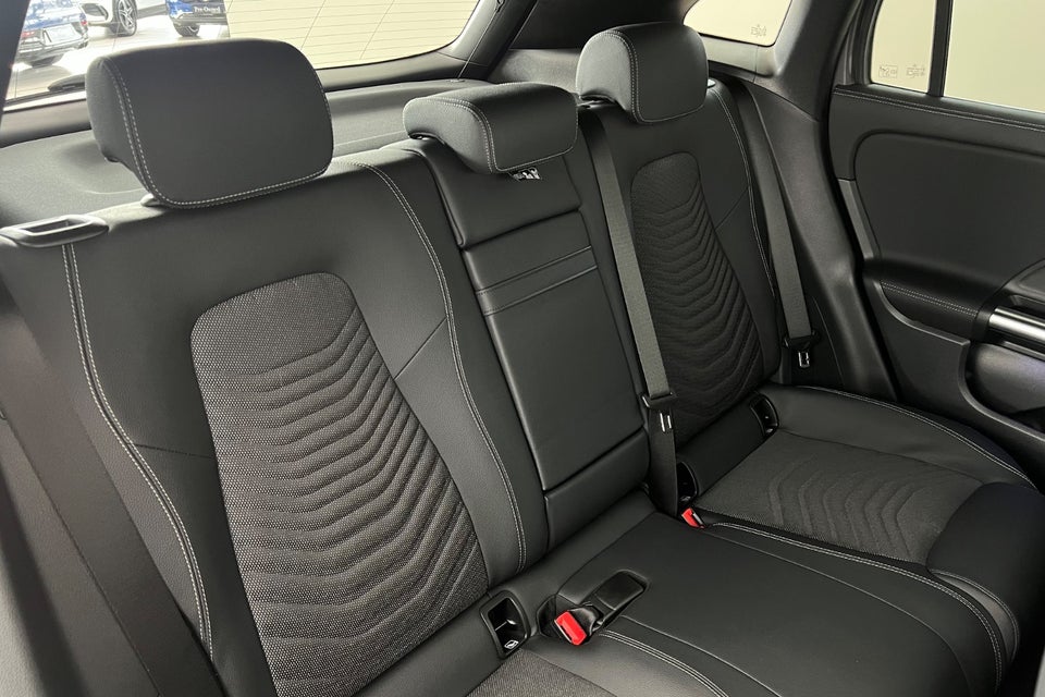 Mercedes EQA250 Progressive 5d