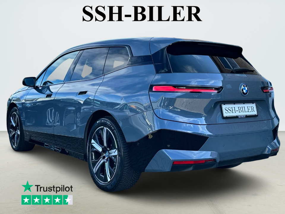 BMW iX xDrive40 Sport 5d