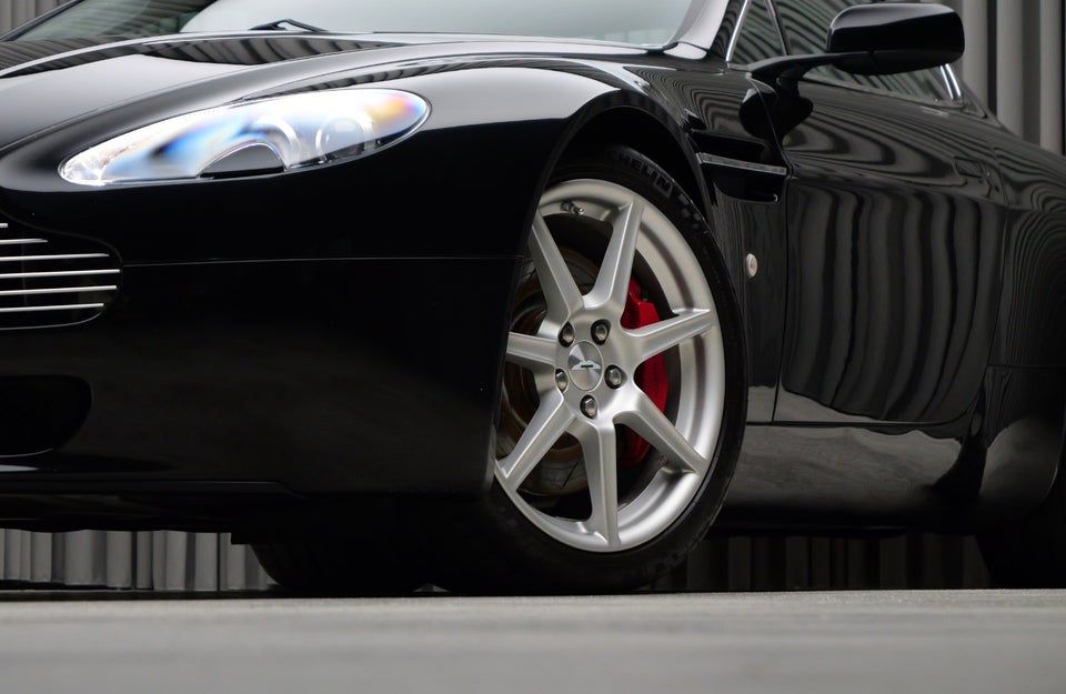Aston Martin V8 Vantage 4,3 Coupé 2d