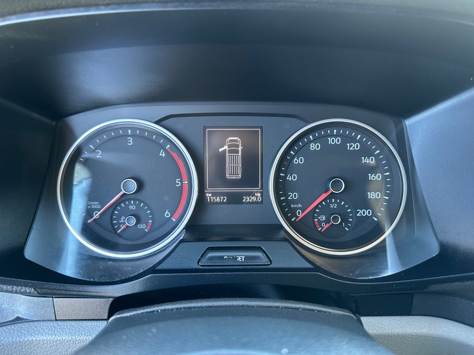 VW Crafter 30 2,0 TDi 140 Kassevogn L3H2