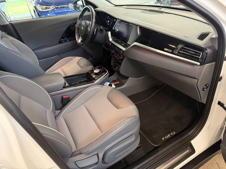 Kia e-Niro 64 Advance 5d