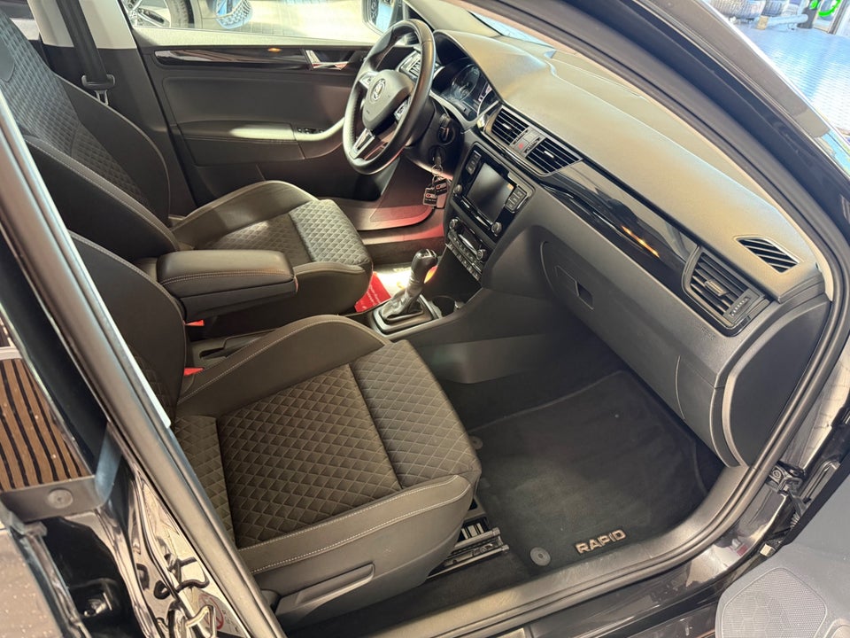 Skoda Rapid 1,4 TSi 125 Ambition DSG 5d