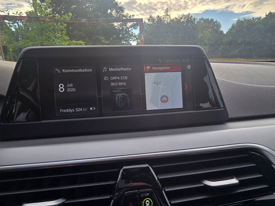 BMW 520d 2,0 Connected aut. 4d