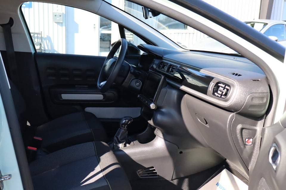 Citroën C3 1,2 PureTech 83 Shine 5d