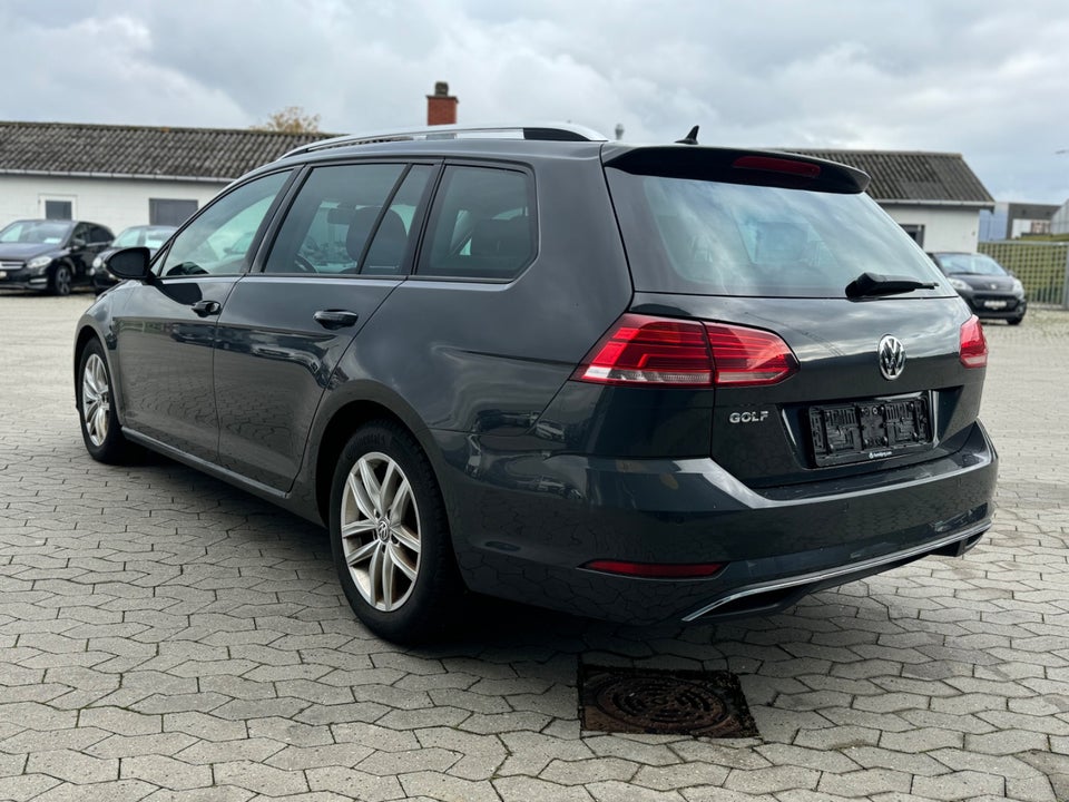 VW Golf VII 2,0 TDi 150 Highline Variant DSG 5d