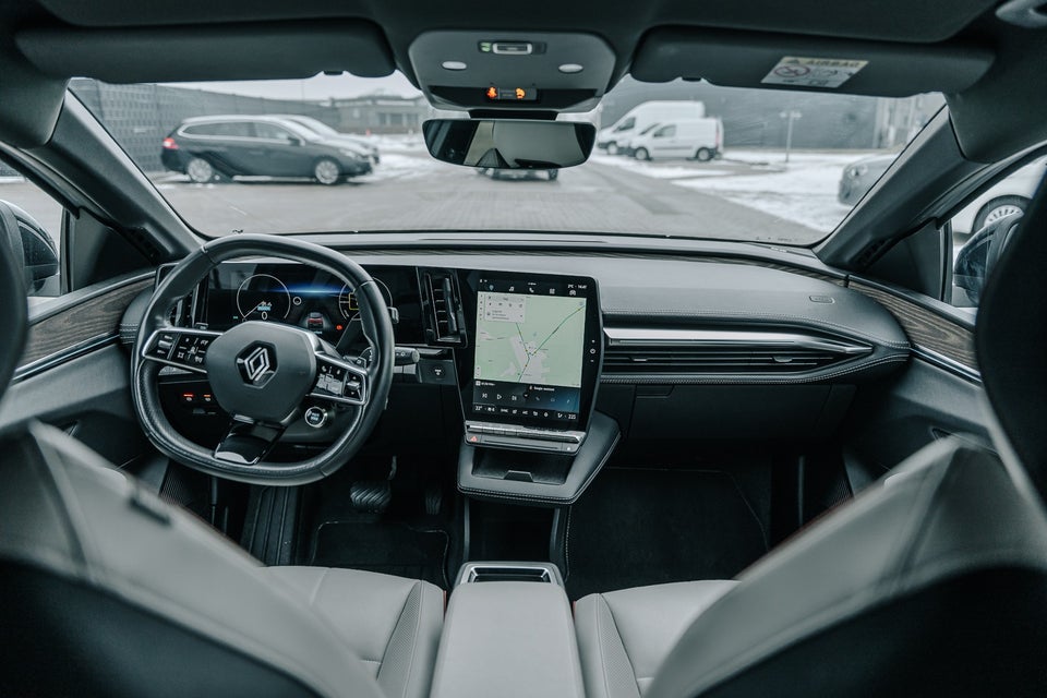 Renault Megane E-Tech 60 Iconic 5d