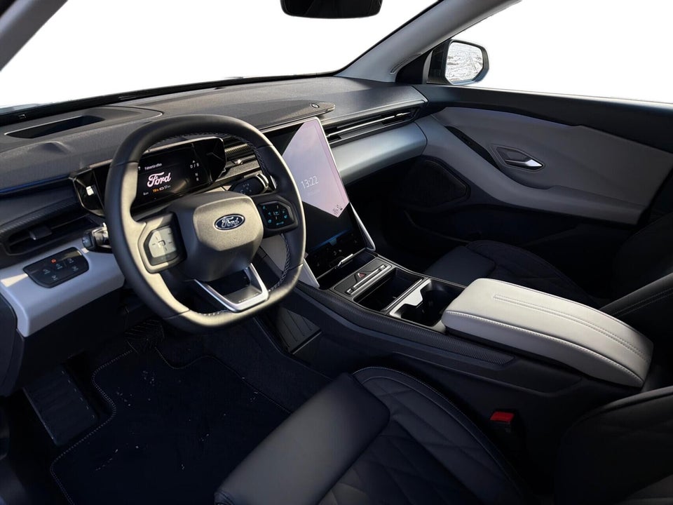 Ford Explorer 82 Premium Extended Range 5d